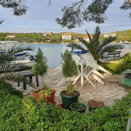לוביסטה Holiday Home Artina 2 מראה חיצוני תמונה