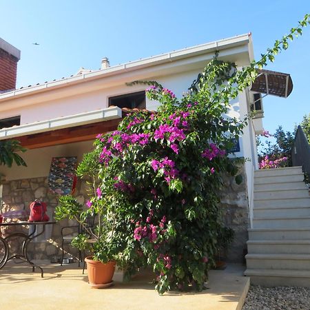 לוביסטה Holiday Home Artina 2 מראה חיצוני תמונה