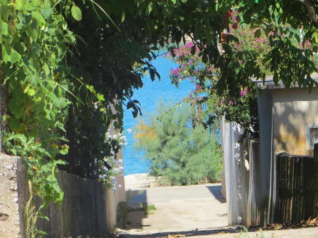 לוביסטה Holiday Home Artina 2 מראה חיצוני תמונה